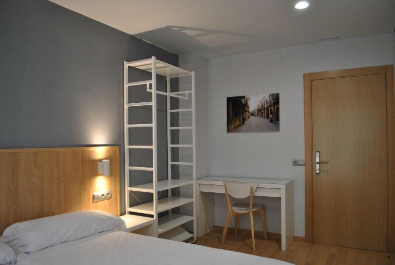 Imagen de alojamiento Hostal Universitat Cervera Imagen de alojamiento Hostal Universitat Cervera
