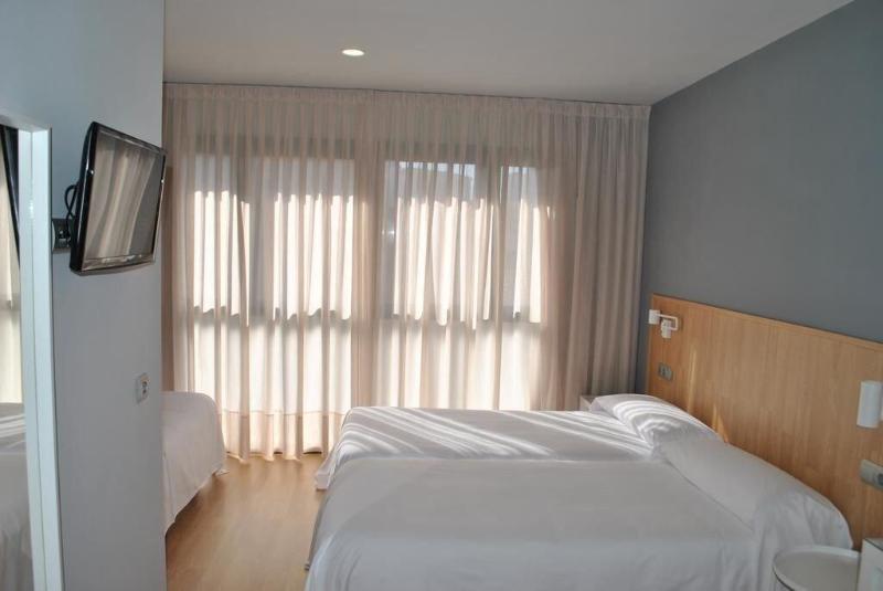 Imagen de alojamiento Hostal Universitat Cervera Imagen de alojamiento Hostal Universitat Cervera