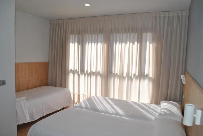 Imagen de alojamiento Hostal Universitat Cervera Imagen de alojamiento Hostal Universitat Cervera