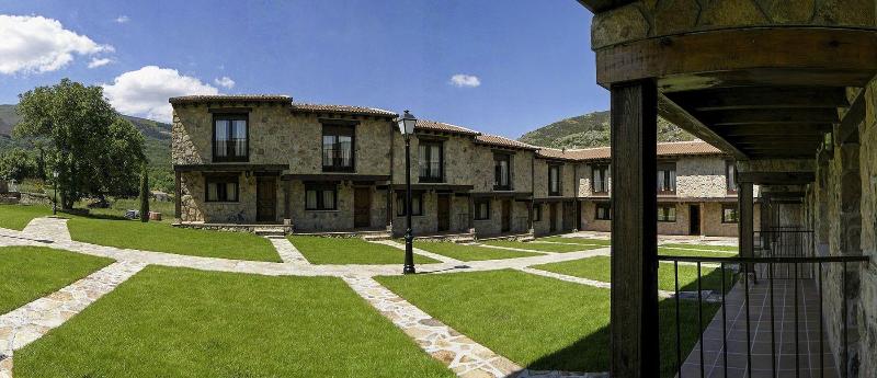 Imagen de alojamiento Hotel Ribera Del Corneja Imagen de alojamiento Hotel Ribera Del Corneja