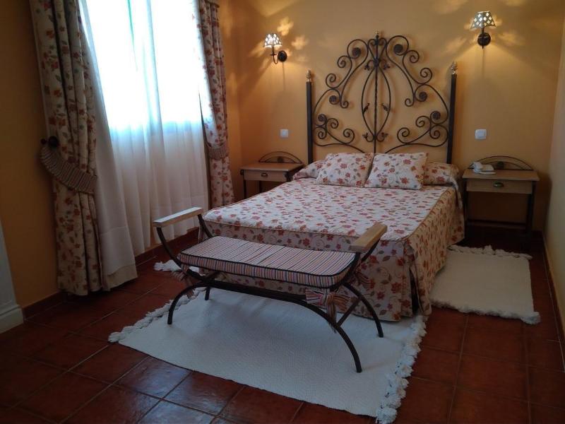 Imagen de alojamiento Hotel Alonso De Monroy Imagen de alojamiento Hotel Alonso De Monroy
