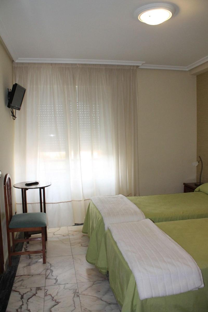 Imagen de alojamiento Hostal Salones Victoria Imagen de alojamiento Hostal Salones Victoria