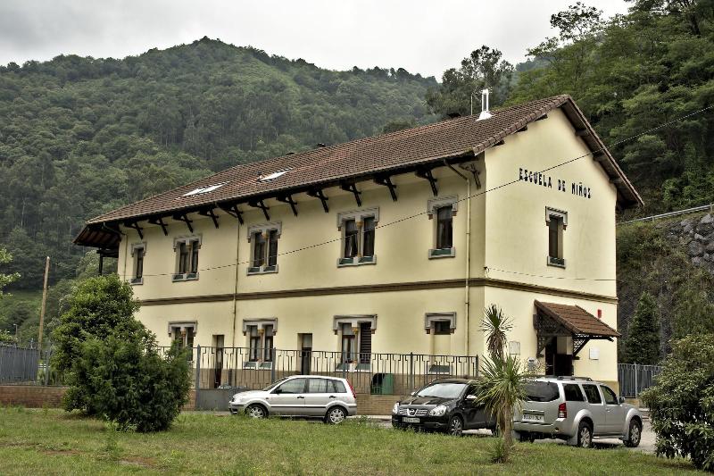 Imagen de alojamiento Albergue Juvenil De Bustiello Imagen de alojamiento Albergue Juvenil De Bustiello