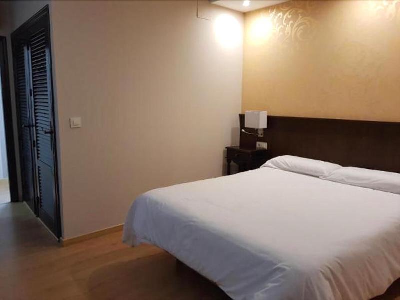 Imagen de alojamiento Hotel Rey Sancho Iv Imagen de alojamiento Hotel Rey Sancho Iv