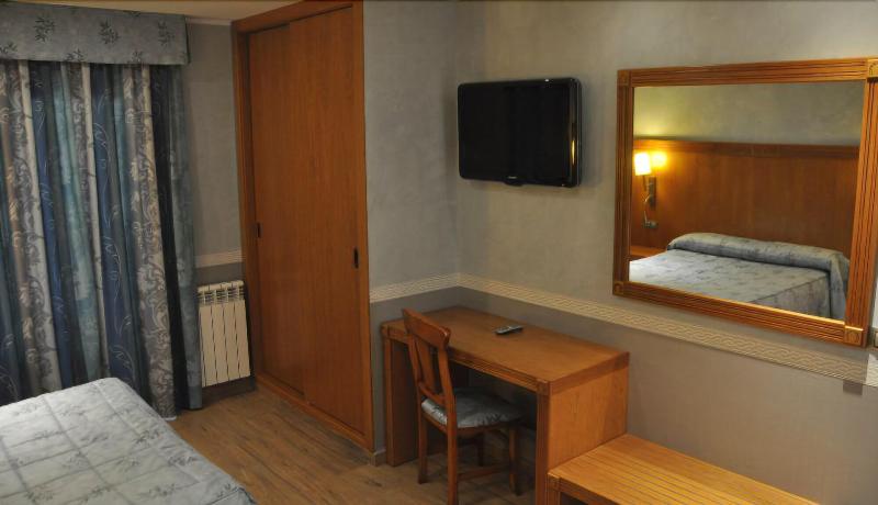Imagen de alojamiento Hostal La Font Imagen de alojamiento Hostal La Font