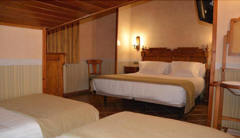 Imagen de alojamiento Hostal La Font Imagen de alojamiento Hostal La Font