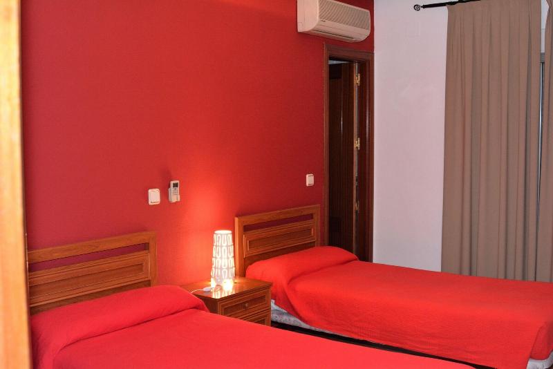 Imagen de alojamiento Hostal Gastrobar Carmelo Imagen de alojamiento Hostal Gastrobar Carmelo