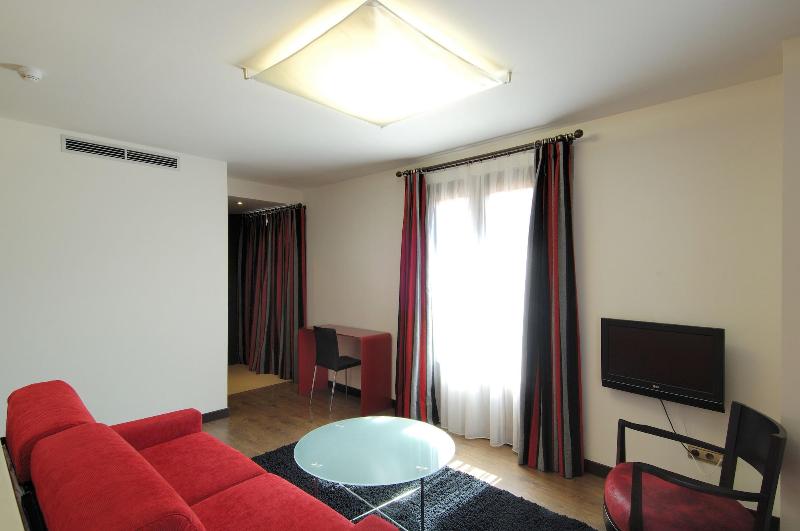Imagen de alojamiento Hotel Cienbalcones Imagen de alojamiento Hotel Cienbalcones
