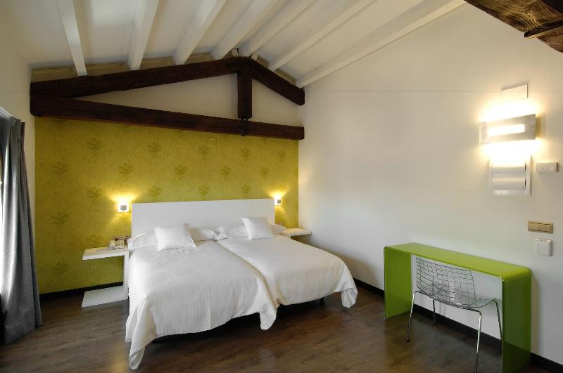 Imagen de alojamiento Hotel Cienbalcones Imagen de alojamiento Hotel Cienbalcones
