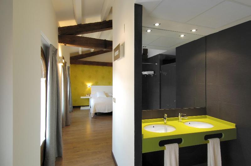 Imagen de alojamiento Hotel Cienbalcones Imagen de alojamiento Hotel Cienbalcones