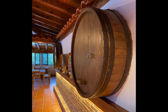 Restaurante sidrería de cocina navarra situado en la frontera con Francia y a 20 minutos de Roncesvalles.