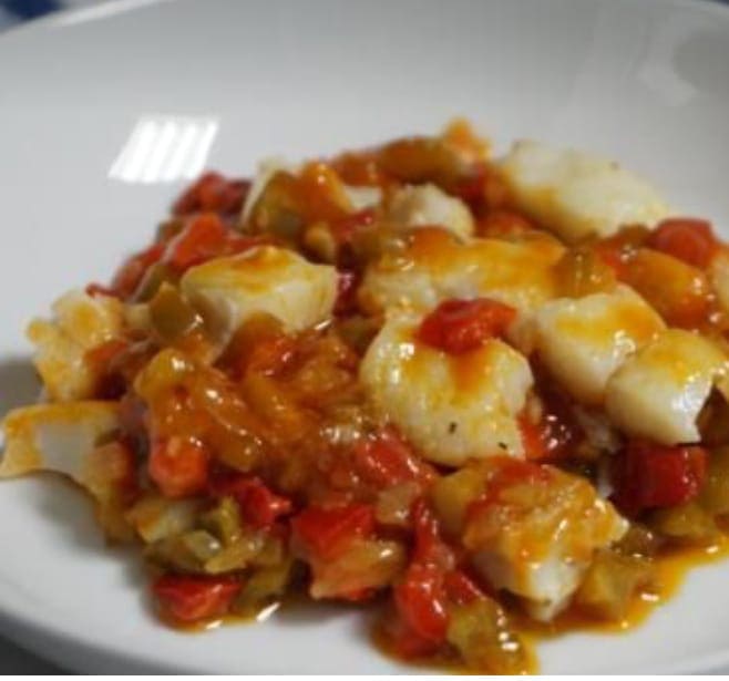 Restaurante sidrería de cocina navarra situado en la frontera con Francia y a 20 minutos de Roncesvalles.