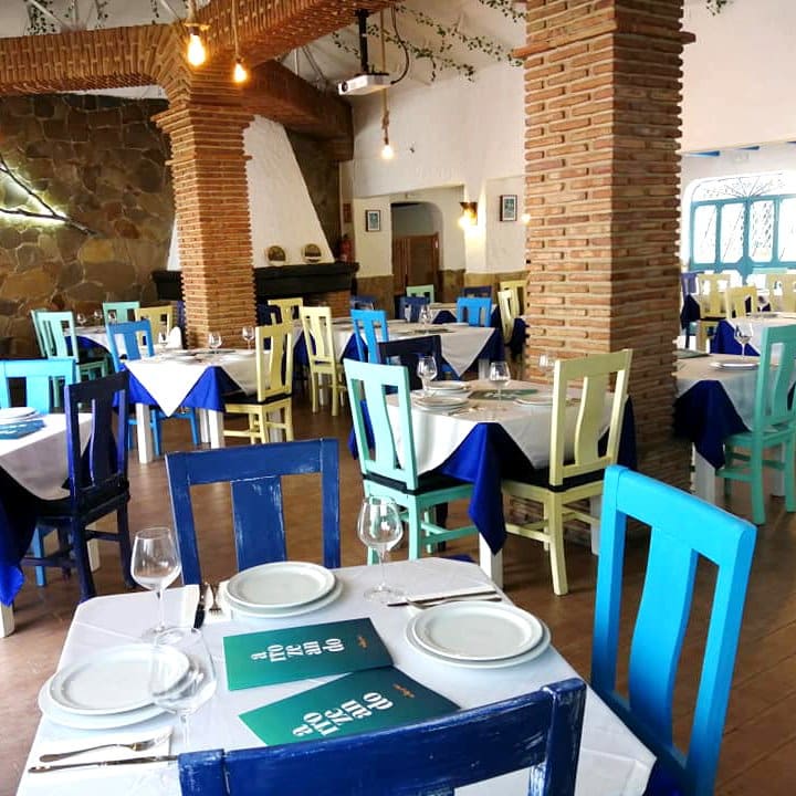 Restaurante especializado en arroces al estilo del levante español en Pedregalejo, Málaga.                                