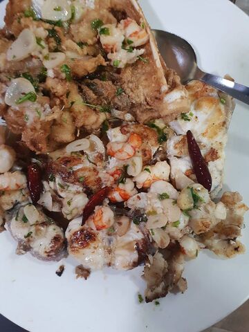 Cocina mediterránea en el mismo Puerto de Mazarrón, los mejores arroces con vistas a la playa.