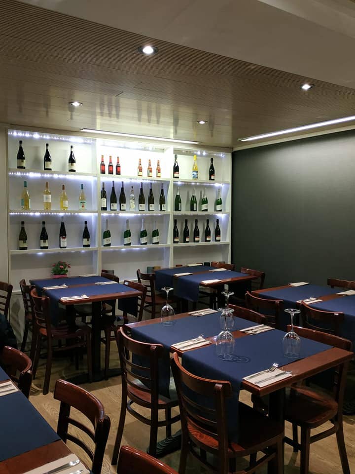 Menús de comida India, Italiana y Continental en el centro de Sabadell, con servicio de takeaway y terraza