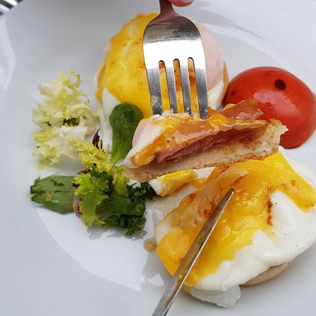 Menús de comida India, Italiana y Continental en el centro de Sabadell, con servicio de takeaway y terraza