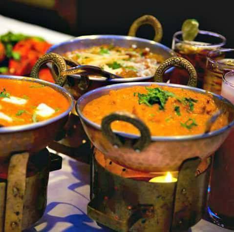 Especialidad en gastronomía india cocinada de forma tradicional.         