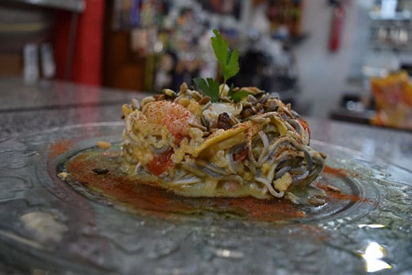 Restaurante en pleno centro de Lorca en el casco antiguo, con una cocina Lorquina casera y tradicional.