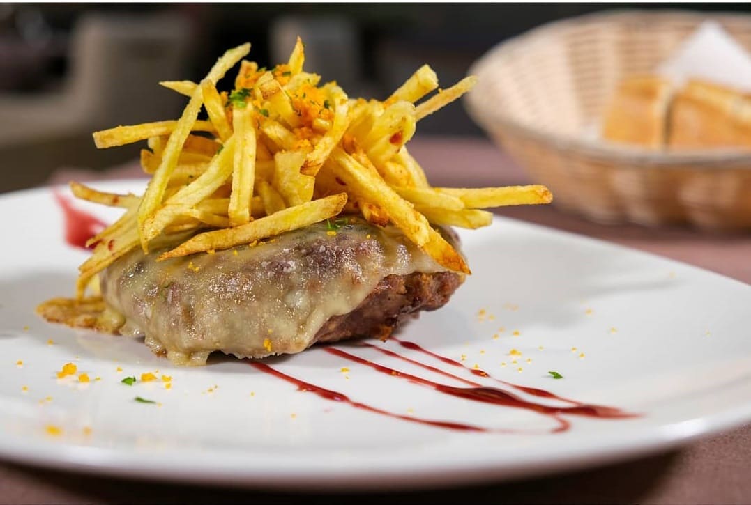 hamburguesa-casaflores.jpg
