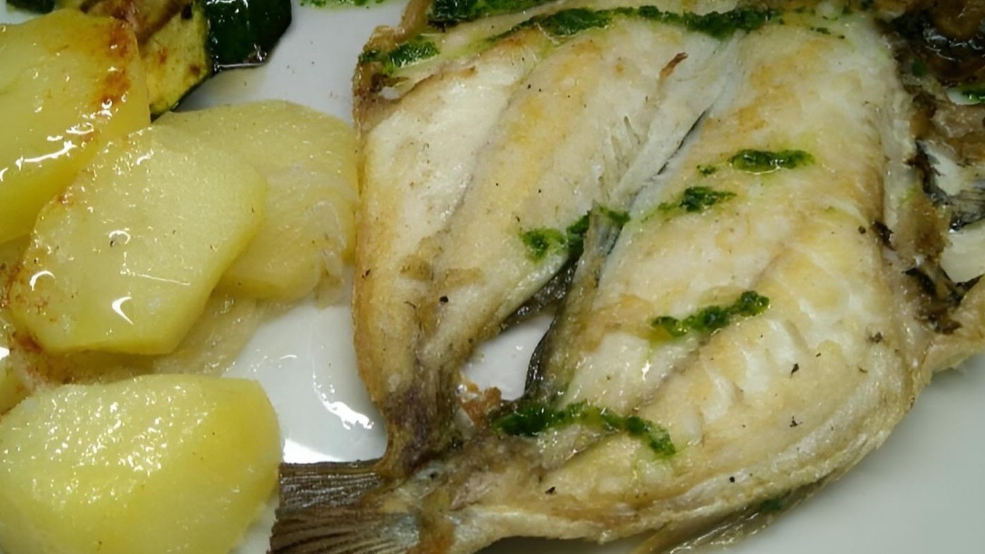 Restaurante en pleno corazón del barrio gótico de Barcelona, especializado en paellas.