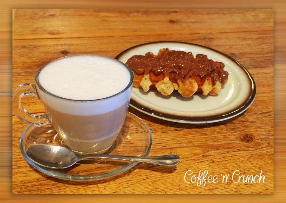 Desayunos variados en local moderno y agradable donde poder disfrutarlos en su terraza ideal para ir en pareja o con amigos.