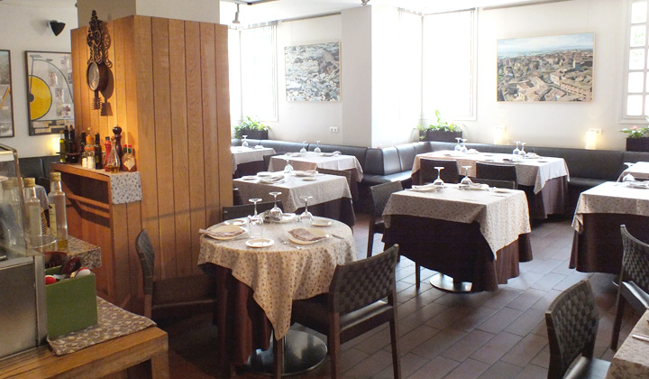 Restaurante italiano con especialidad en pasta fresca y pizzas al horno de leña en Vitoria-Gasteiz.                 