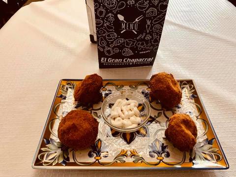 croquetas-caseras-restaurante-el-gran-chaparral-tenerife-la-orotava.jpg