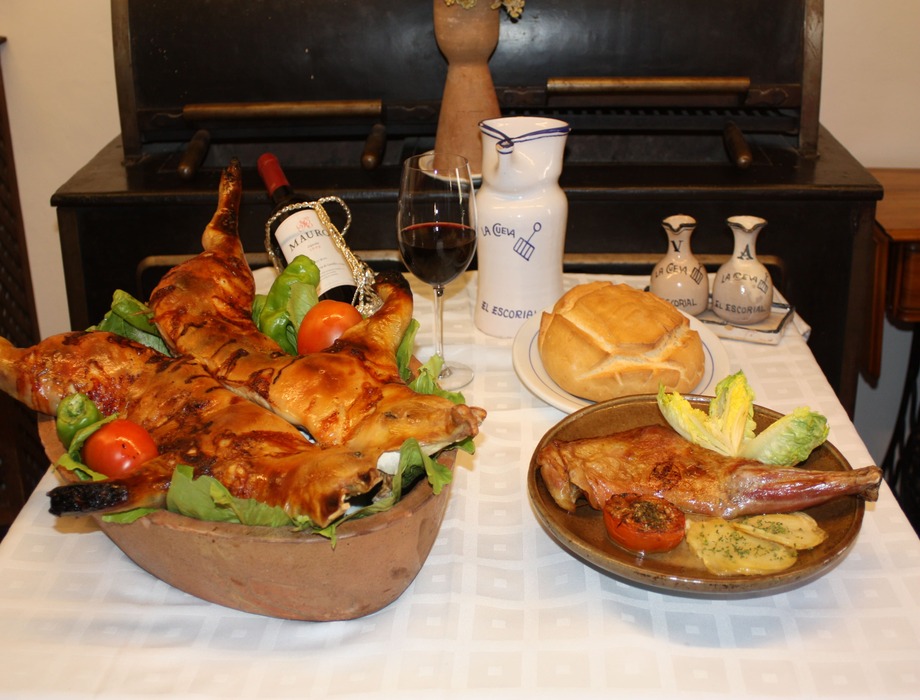 cordero-pan-el-meson-la-cueva-madrid.jpg