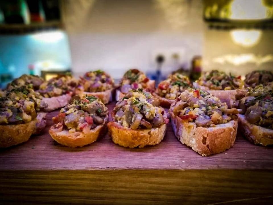 revuelto-el-meson-la-cueva-madrid.jpg