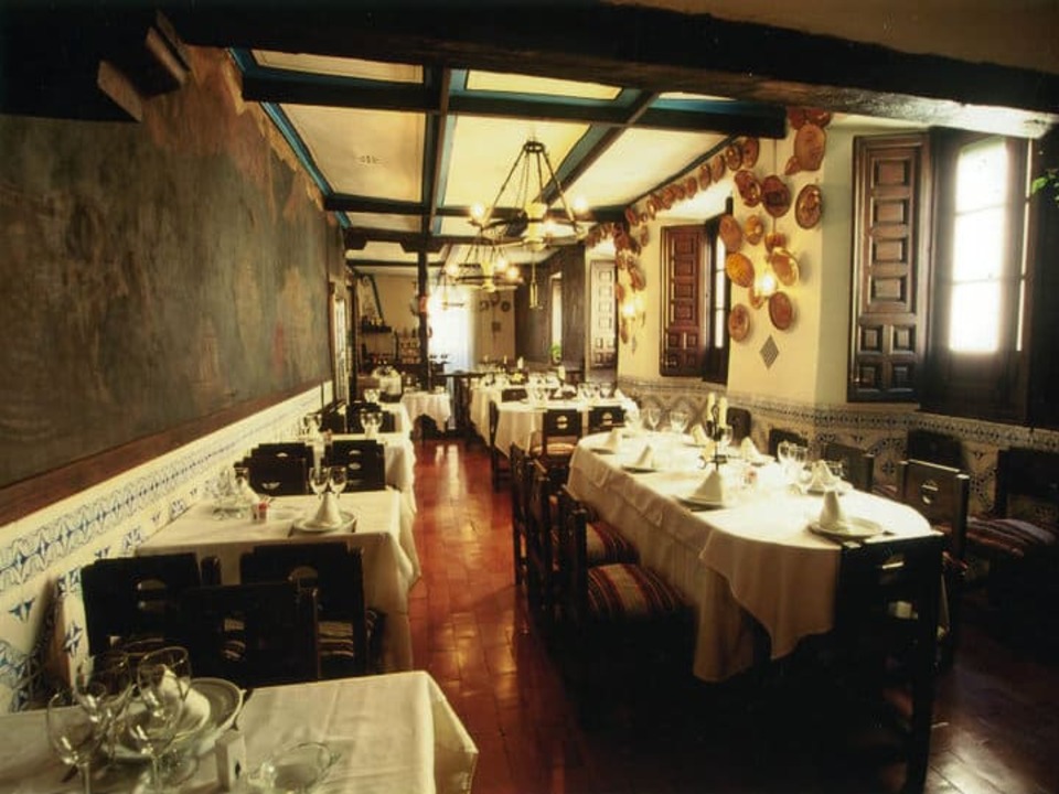 comedor-el-meson-la-cueva-madrid.jpg