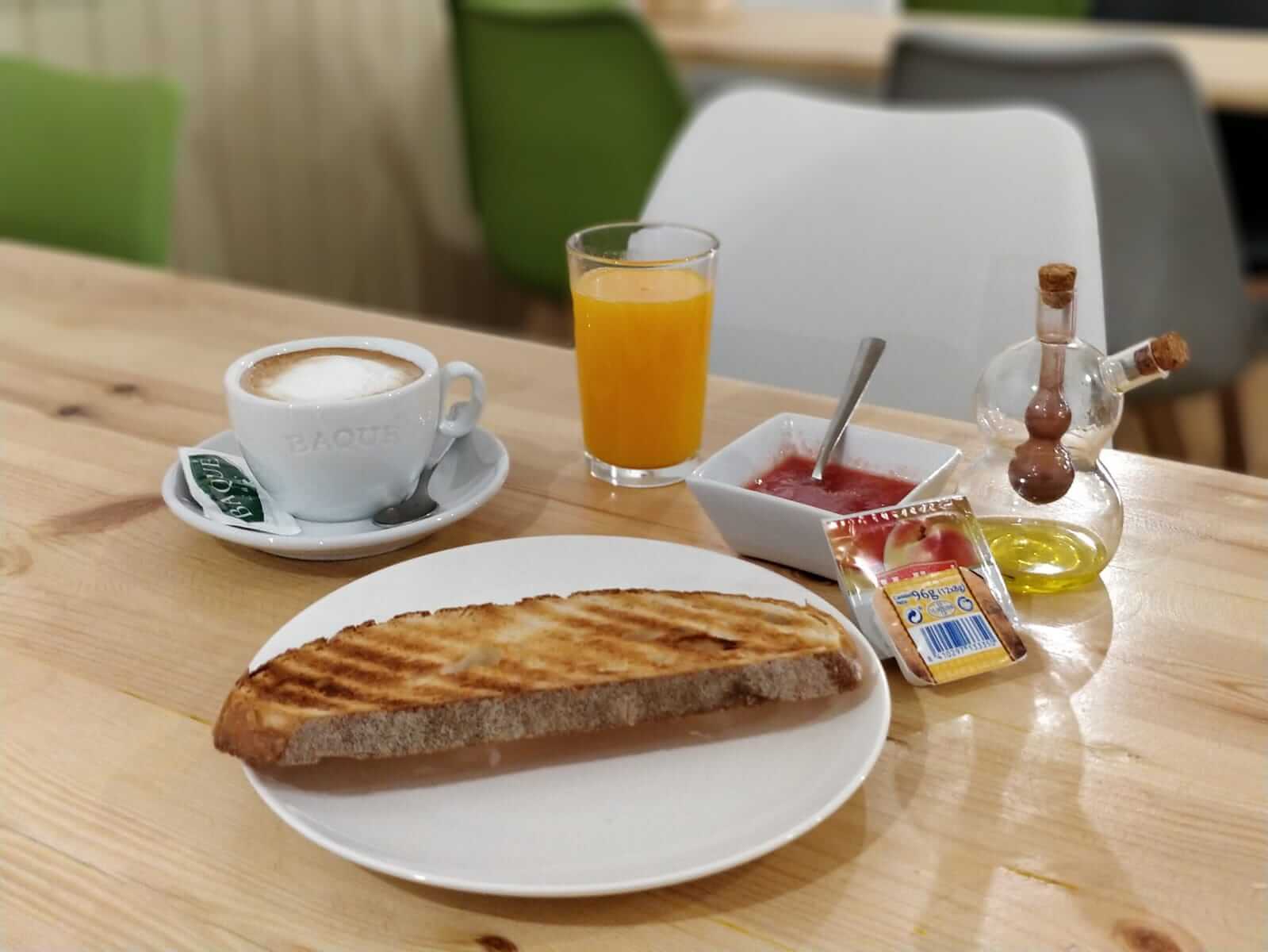 desayuno-tostada-cafeteria-el-perejil-logrono-la-rioja.jpeg