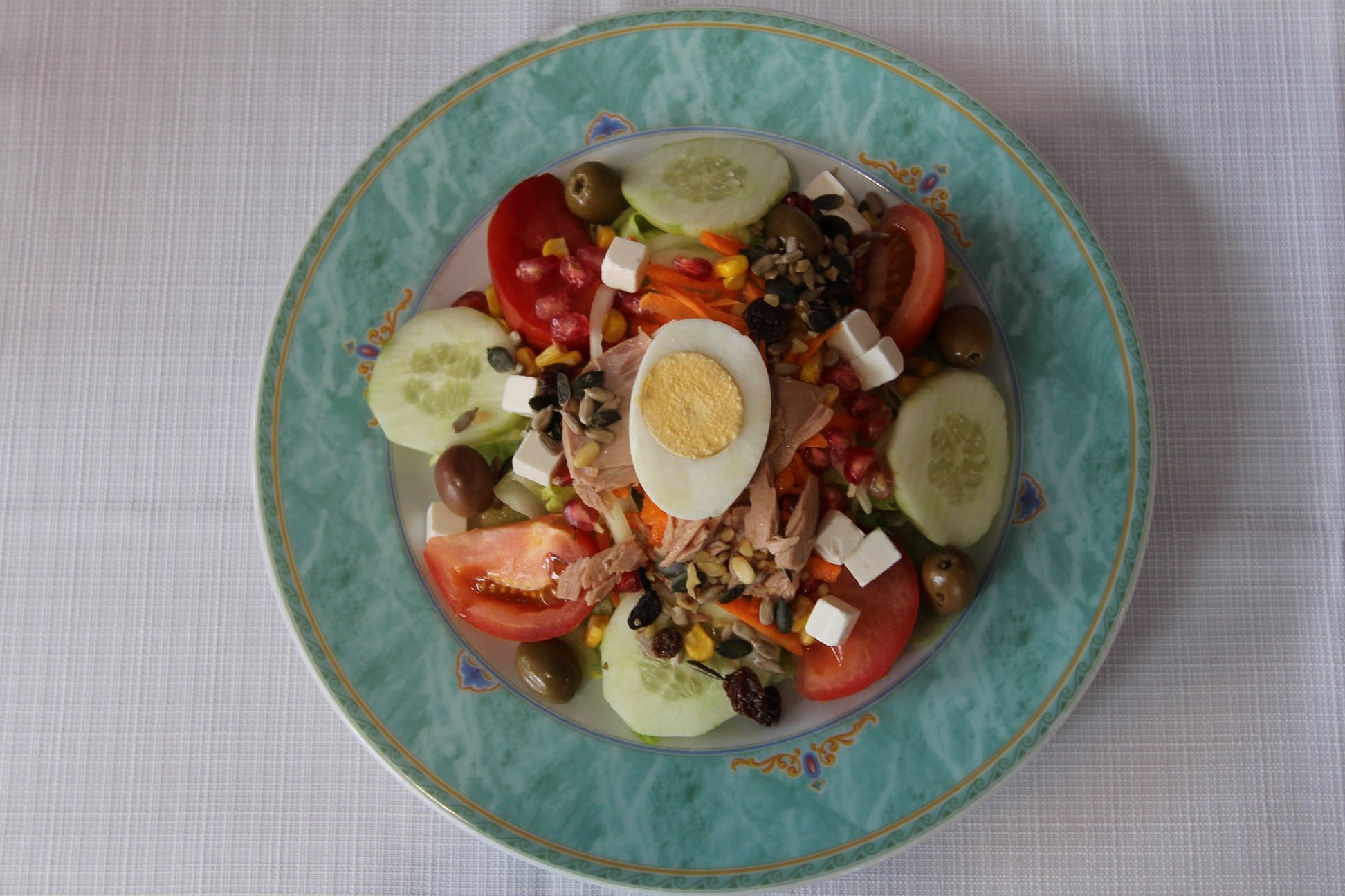 ensalada-mixta-esturion-benidorm.jpg