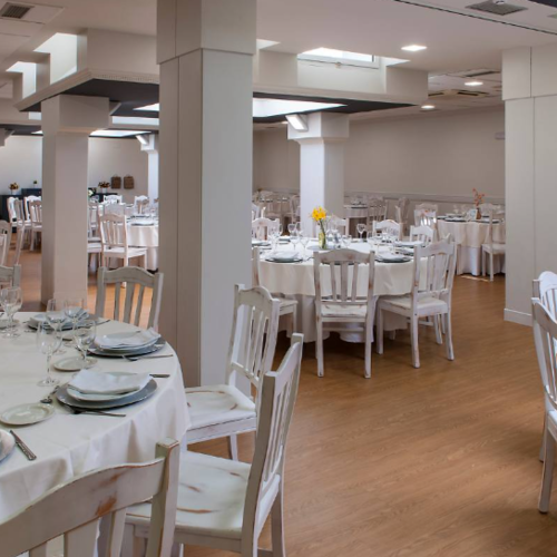 Restaurante especializado en comida tradicional navarra cerca del centro de Pamplona del Hostal Izaga.