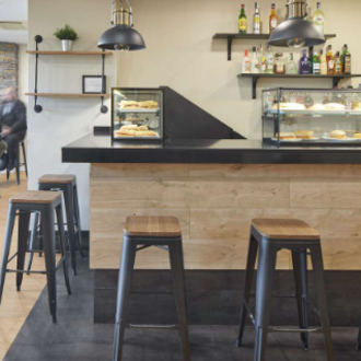 Restaurante especializado en comida tradicional navarra cerca del centro de Pamplona del Hostal Izaga.