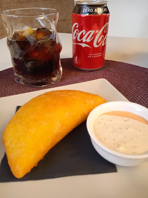 Cocina venezolana con ricas arepas y desayunos en el centro de Torrevieja a tan solo 10 minutos a pie del paseo marítimo y de la playa.