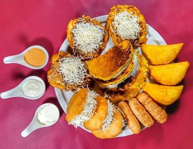 Cocina venezolana con ricas arepas y desayunos en el centro de Torrevieja a tan solo 10 minutos a pie del paseo marítimo y de la playa.