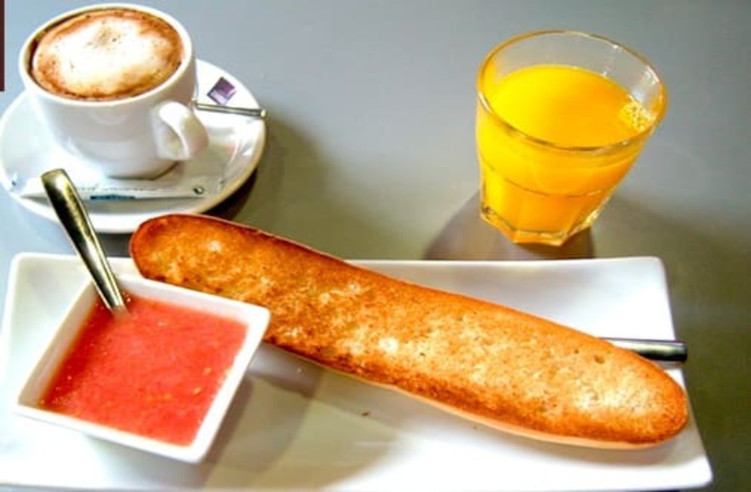 desayuno-continental-jax-torrevieja.jpg
