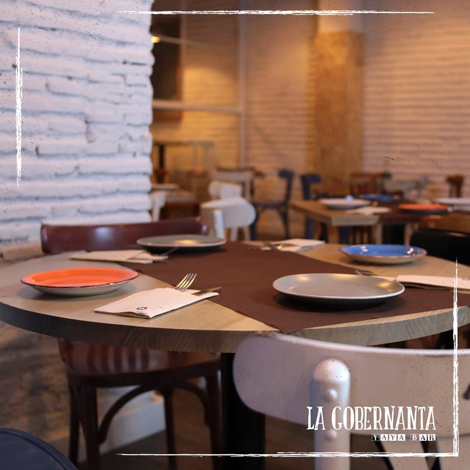 Este restaurante es un homenaje a las abuelas, con un estilo de cocina tradicional y un toque moderno.                                                       