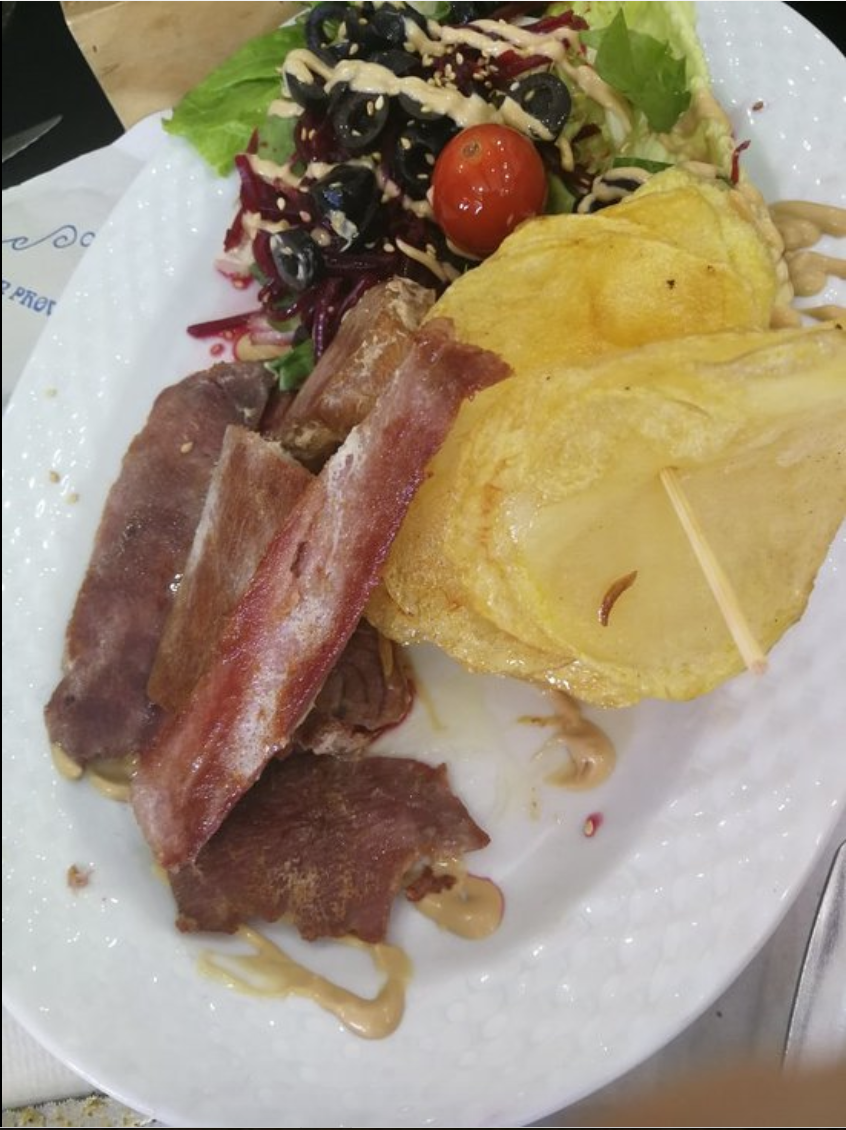 carne-patatas-fritas-ensalada-restaurante-lorangier-sevilla-andalucia.png