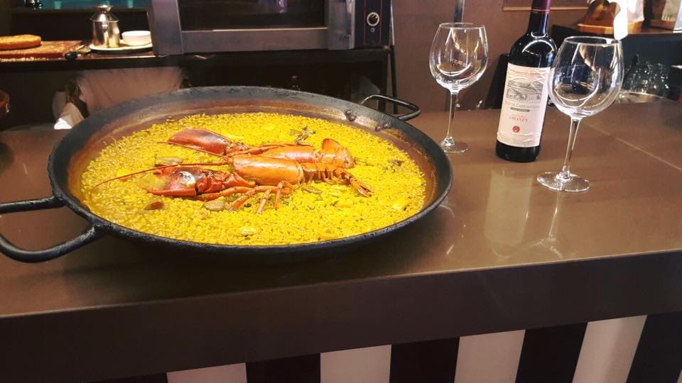 paella-restaurante-arroces-de-los-9-pisos-murcia.jpg