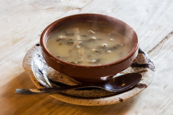 sopa-verduras-caldo-restaurante-moncloa-san-lazaro-cacabelos-castilla-leon.jpg