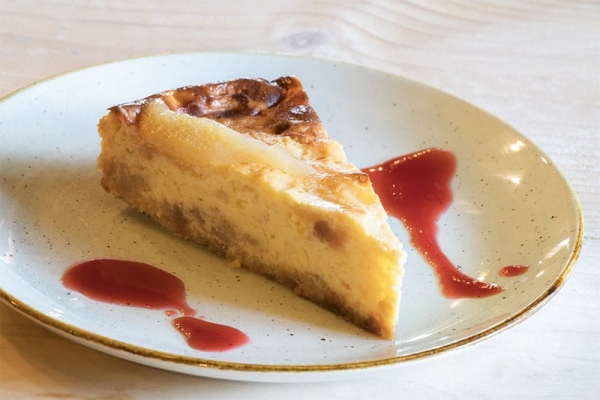 tarta-manzana-postre-restaurante-moncloa-san-lazaro-castilla-leon.jpg