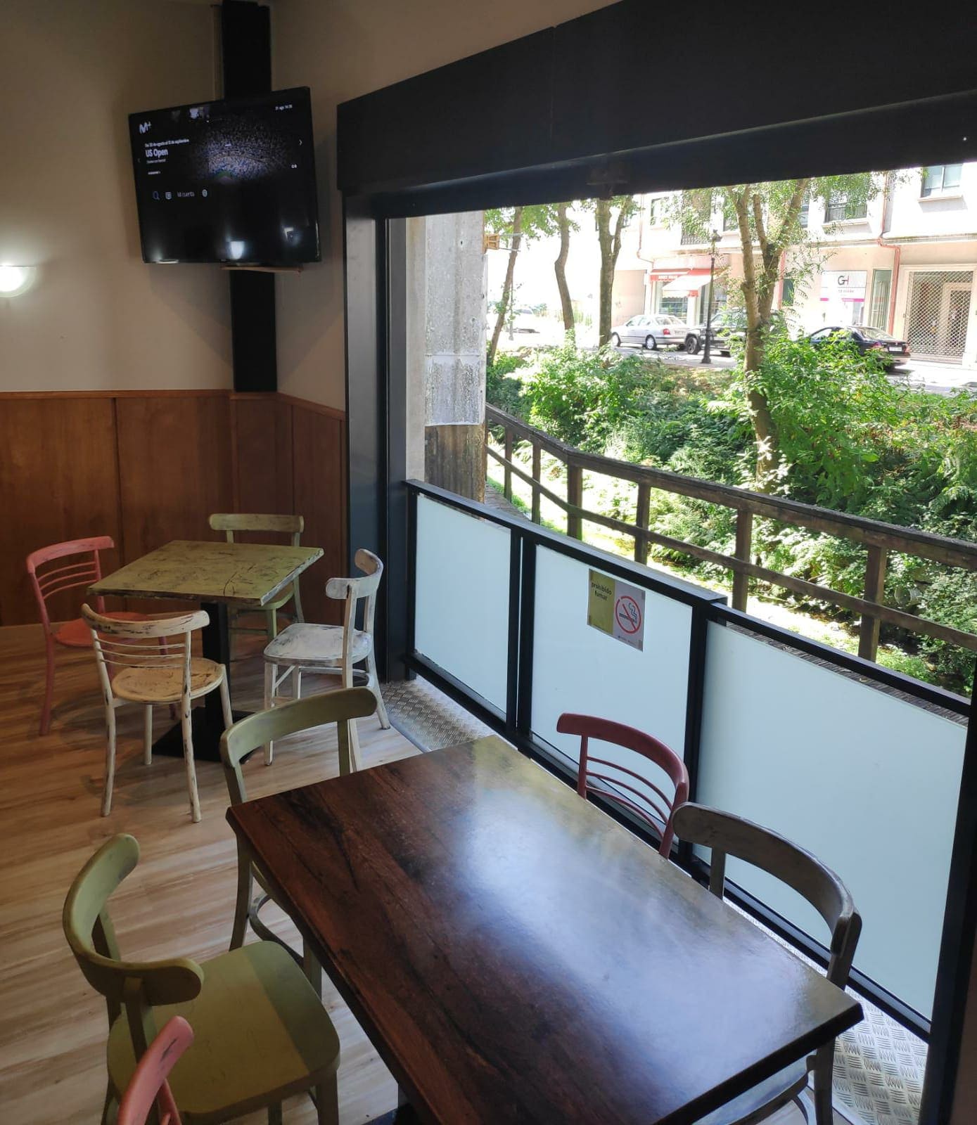 Buenos menús para peregrinos y visitantes de cocina casera gallega a 400 metros de la casa de Concello de Caldas de Reis, Pontevedra.