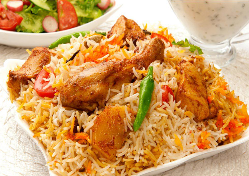biryani-pollo-arroz-basmati-restaurante-radhuni-indian-madrid.png