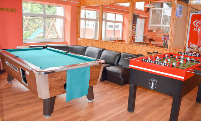 futbolin-billar-restaurante-os-campelinos-lugo-galicia.jpg