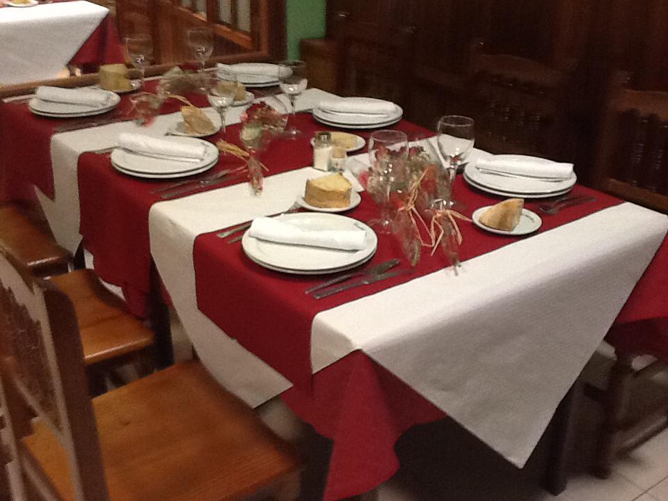 mesa-restaurante-os-campelinos-lugo-galicia.jpg