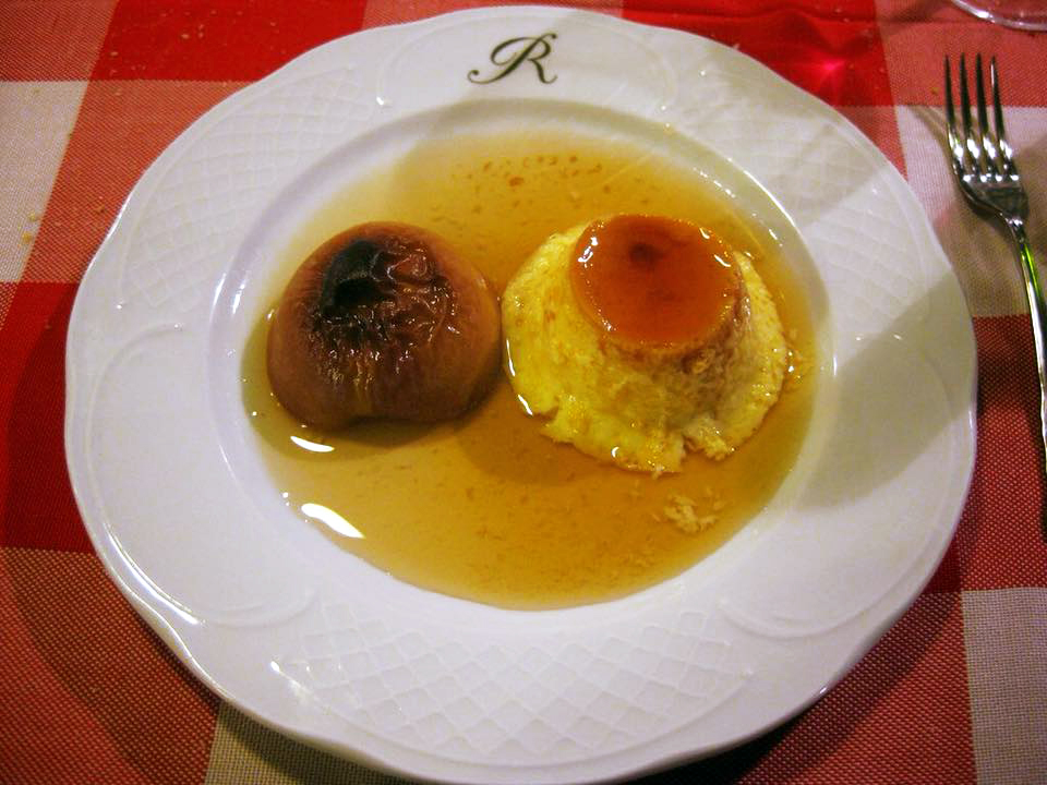 Restaurante de cocina tradicional y de sidrería con la mejor tortilla de bacalao de Euskadi.                    