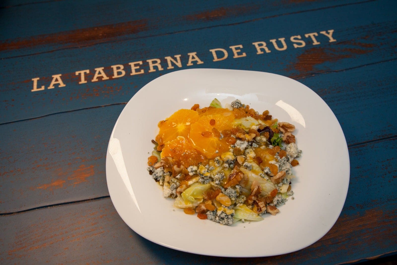 ensalada-plato-vegano-restaurante-rusty-bbq-original-alcala-de-henares-madrid.jpg