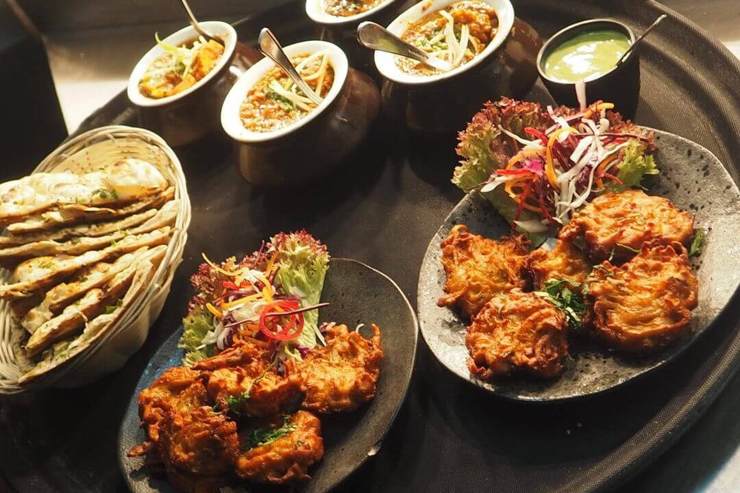 sher-e-punjab-barcelona-comida-india-especias-plato.jpg