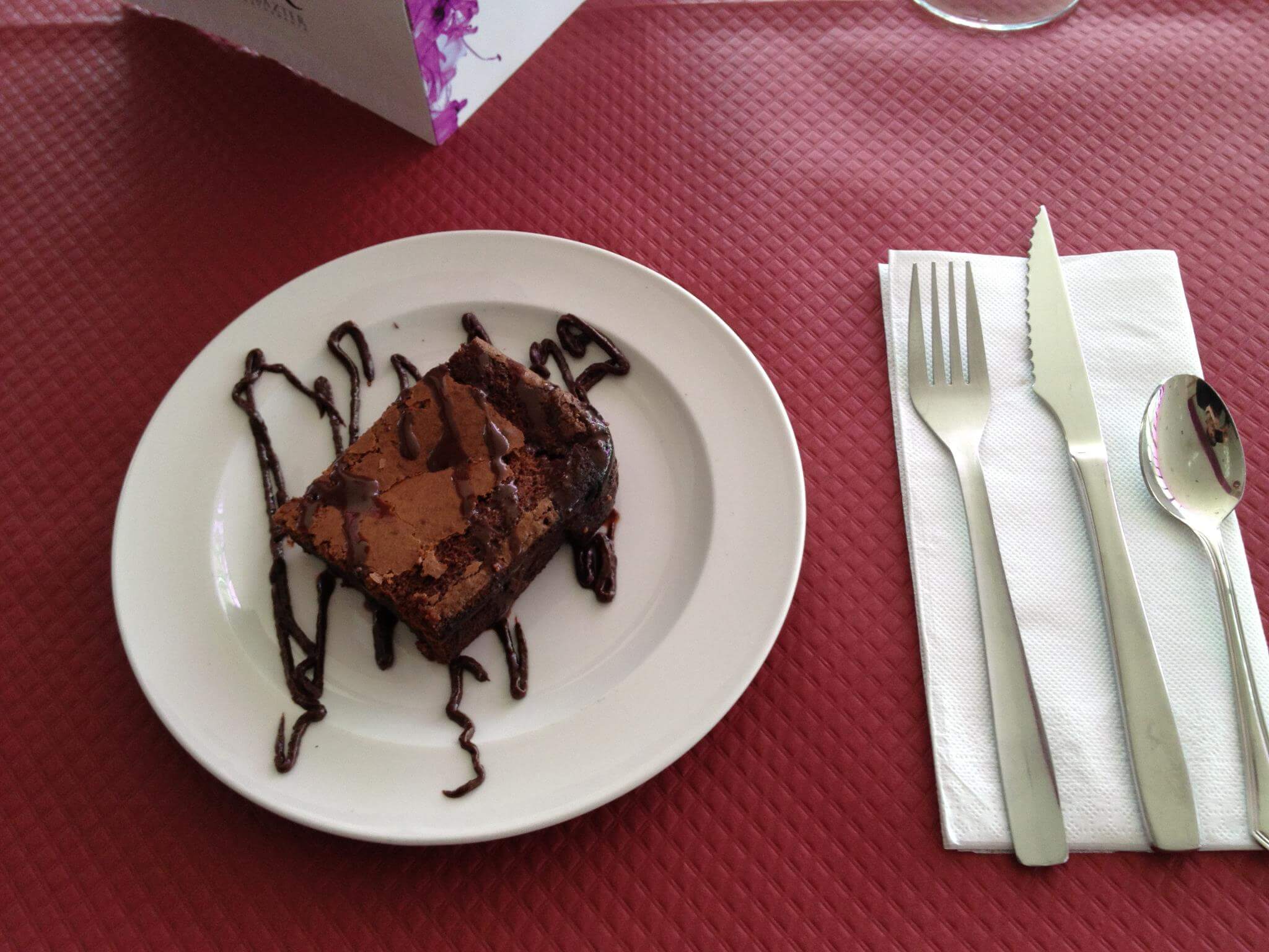 brownie-de-chocolate-restaurante-urbazter-uribarri-ganboa-alava.jpg
